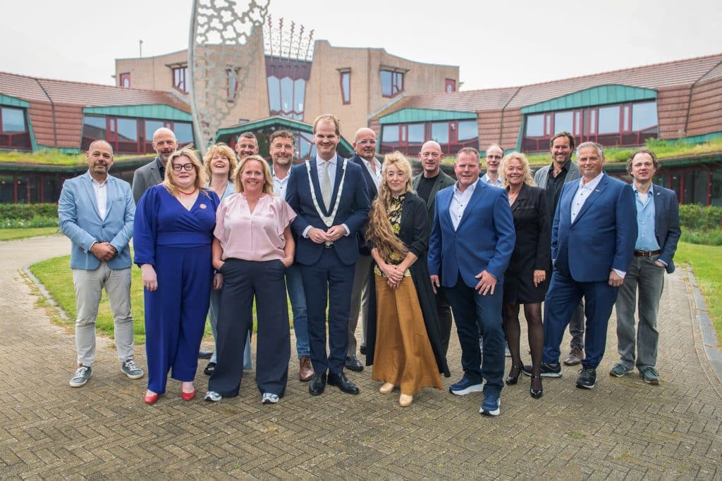 groepsfoto gemeenteraad Texel, genomen in juni 2026
