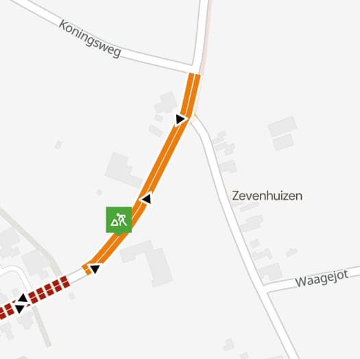 Plattegrond met daarop ingetekend de tijdelijke snelheidsbeperking langs de Oosterweg in Oosterend